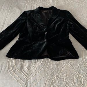 Tahari S/P black velvet tapered jacket